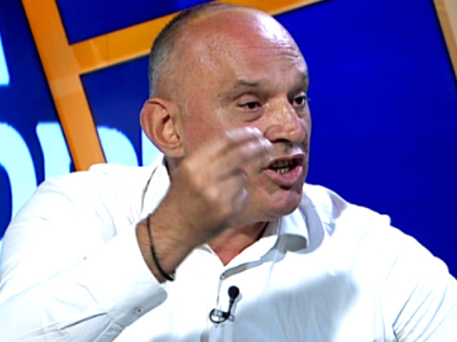 Prunea atacă dur: Federația Română de Fotbal umilește un membru emblematic al “Generației de AUR”, iar situația a escaladat, ajungând până la confiscarea mașinii personale