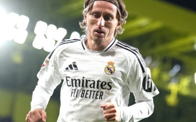 Luka Modric, posibilitatea de a reveni la Real Madrid, și condiția surprinzătoare impusă de Massimiliano Allegri pentru preluarea conducerii tehnice a Juventusului Unul dintre cei mai mari mijlocași ai generației sale, Luka Modric, pare să fie din nou în centrul atenției, după ce s-a zvonit că ar putea reveni la Real Madrid, club care i-a fost și loc de afirmare pentru aproape un deceniu
