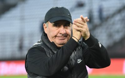 Gică Hagi semnează un contract pe 4 ani la Farul Constanța