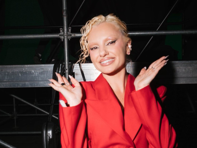 Alexandra Stan a confirmat oficial că este însărcinată, aducând vestea mult așteptată fanilor și întregii sale comunități