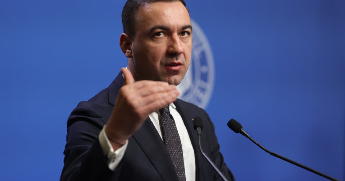 România dispune de stocuri suficiente de carburanți pentru următoarele cinci luni, chiar și în situația în care toate livrările externe ar fi oprite și nu s-ar mai produce deloc combustibil pe plan intern