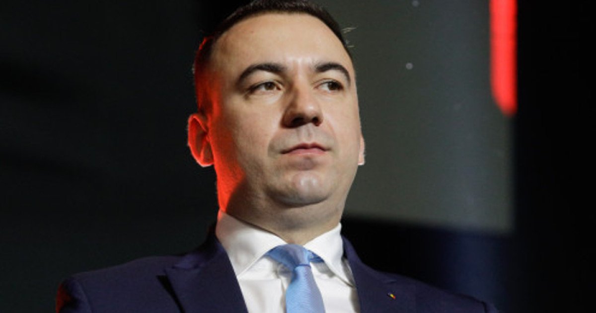 Ministrul Energiei, Bogdan Ivan, avertizează: posibilitatea ca prețurile carburanților să depășească pragul de 10 lei pe litru reprezintă o problemă majoră pentru economia națională și consumatorii români
