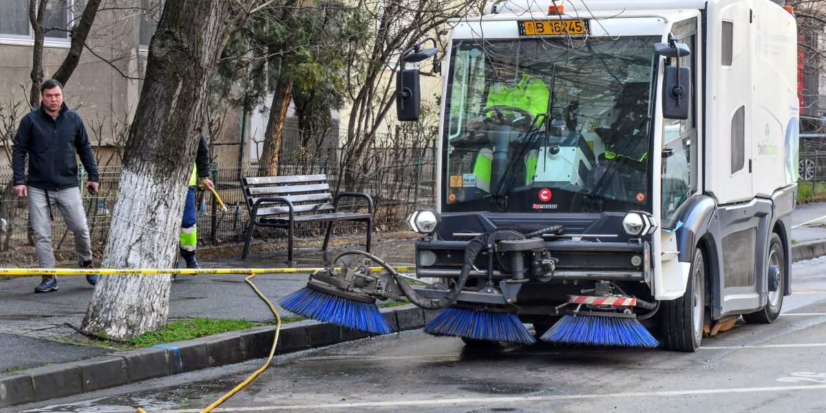 Primăria Sectorului 6 a demarat o acțiune amplă de curățenie în cartierul Giulești, programată pentru acest weekend, vizând microzonele 29 și 30