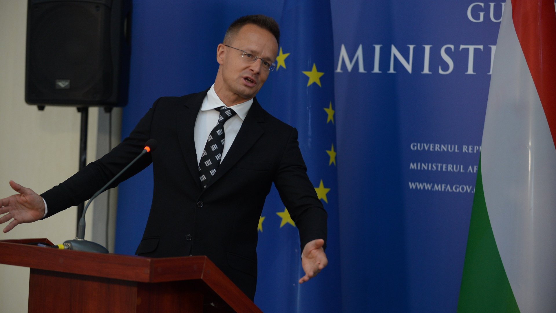 Un scandal diplomatic izbucnește în UE: acuzații de interceptare și tensiuni între Ungaria și Bruxelles Un nou scandal diplomatic zguduie relațiile dintre Uniunea Europeană și Ungaria, după acuzațiile relative la interceptarea discuțiilor diplomatice și declarațiile contradictorii care au ieșit la iveală în ultimele zile