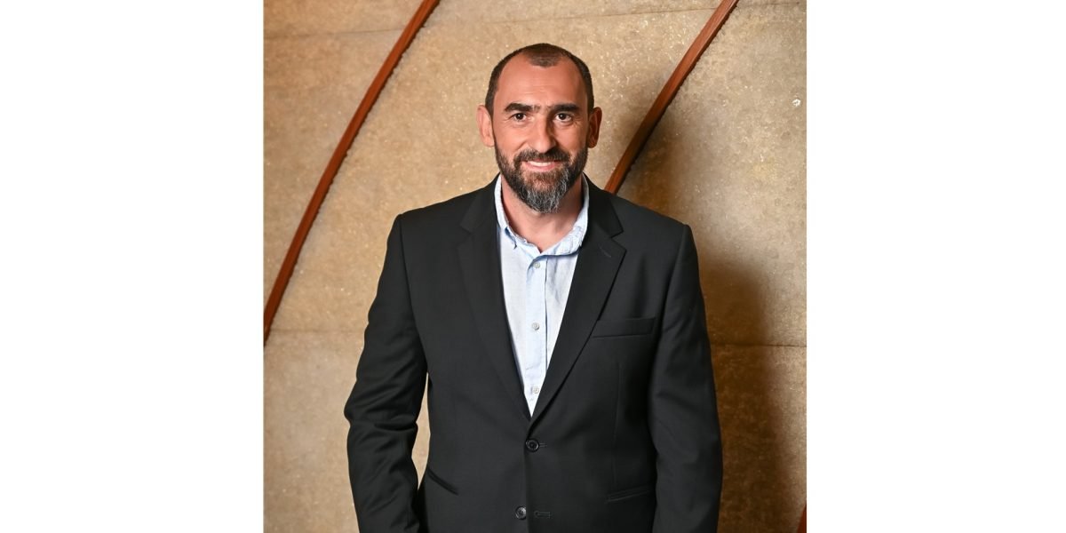 Salt Bank, primul procesator bancar complet digital din România, a extins recent gama serviciilor pentru clienții săi, adăugând o funcționalitate inovatoare care permite plata taxelor și impozitelor direct din aplicație