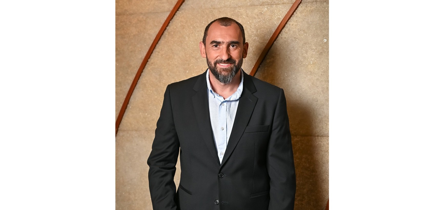 Salt Bank, primul procesator bancar complet digital din România, a extins recent gama serviciilor pentru clienții săi, adăugând o funcționalitate inovatoare care permite plata taxelor și impozitelor direct din aplicație