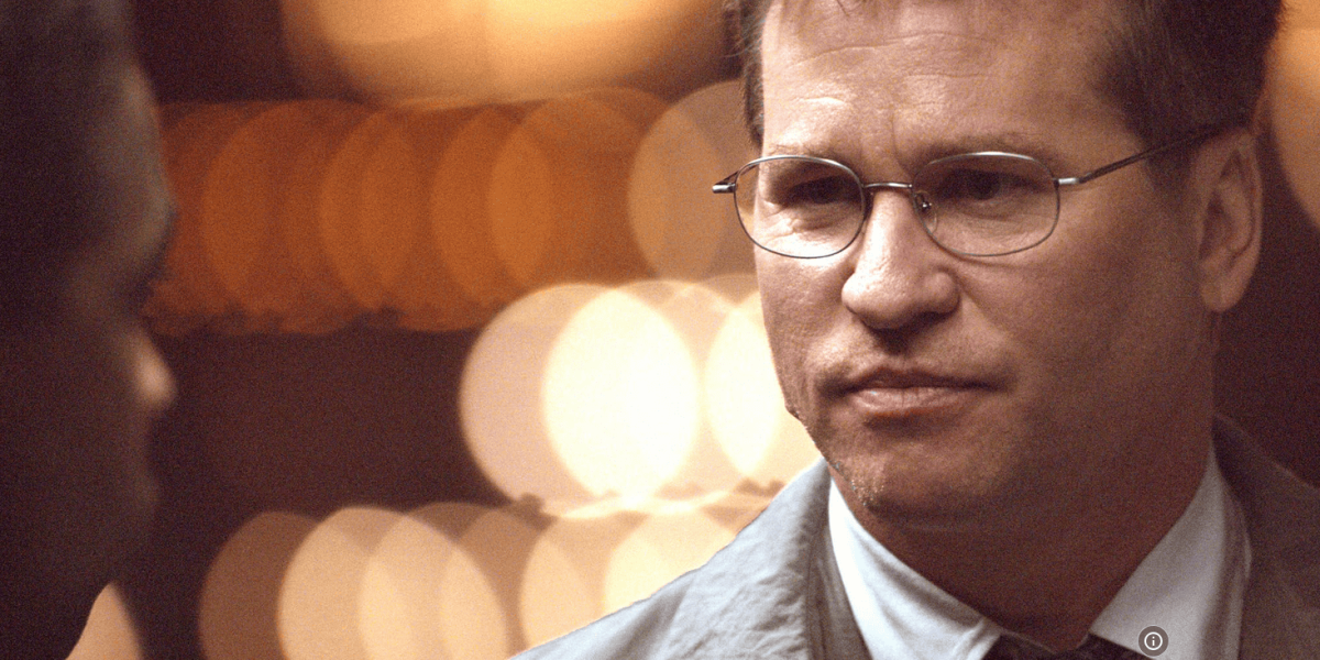 Val Kilmer, actorul emblematic al cinematografiei din anii ’80 și ’90, nu va mai putea fi prezent fizic pe platourile de filmare ale proiectului „As Deep as the Grave”