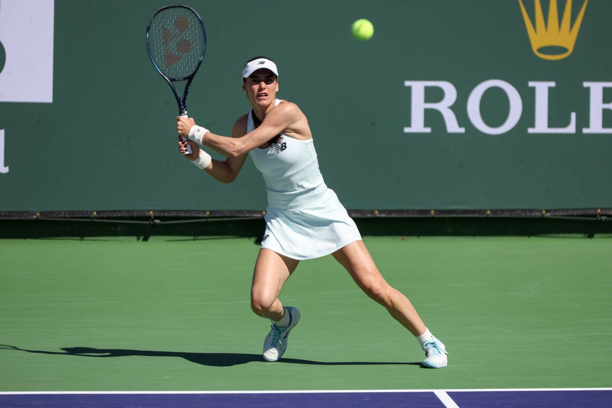 Sorana Cîrstea (35 de ani, 35 WTA) a înregistrat o victorie în turul al doilea al Miami Open, după un meci maraton împotriva tânărului talent Linda Noskova (21 de ani, 13 WTA)