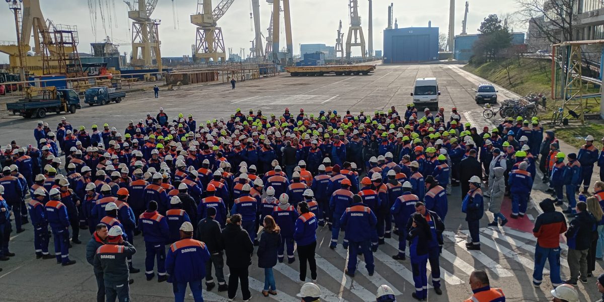 Un nou protest spontan a izbucnit joi dimineață la Șantierul Naval Damen din Mangalia, semnalând o criză acută în rândul angajaților companiei
