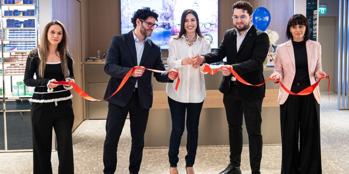 Evaluarea periodică a vederii devine din ce în ce mai crucială pentru siguranța rutieră în condițiile în care tot mai mulți șoferi petrec ore întregi la volan și în fața ecranelor digitale