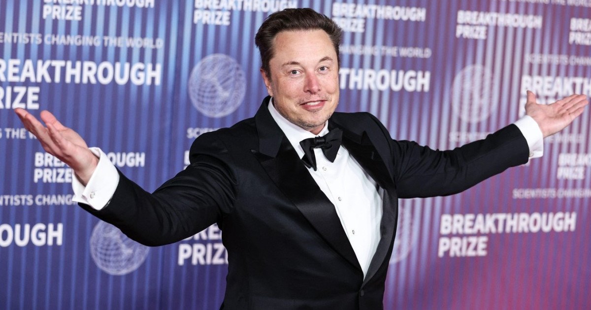 Elon Musk devine cel mai bogat om din lume, consolidându-și poziția de lider în lumea afacerilor și tehnologiei Elon Musk, omul de afaceri care a revoluționat industriile auto, spațială și de tehnologie, a devenit oficial cel mai bogat personaj al planetei, potrivit clasamentului publicat recent de revista Forbes