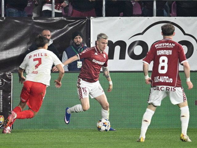 Rapid învinge Dinamo, 3-2, și urcă pe locul 1 în SuperLigă