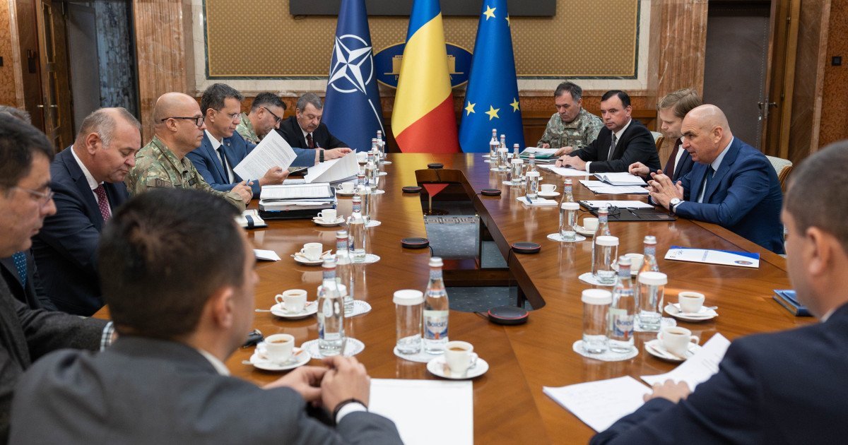 Darău: Programul SAFE se va încheia parțial până la finalul lunii mai; Miruță estimează o producție militară locală de 4 miliarde de euro