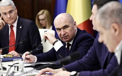 Premierul Ilie Bolojan convoacă consiliul de coordonare pentru evaluarea implementării PNRR Prim-ministrul Ilie Bolojan a convocat, vineri, o ședință de lucru la Palatul Victoria cu reprezentanții ministerelor responsabile pentru implementarea reformelor și proiectelor finanțate prin Planul Național de Redresare și Reziliență (PNRR)