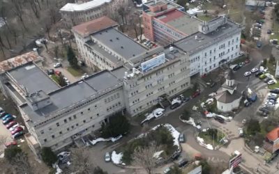 Constructia Spitalului CF2 din București: o istorie de glorie și declin La începutul anilor 1940, pe o perioadă de intensificare a modernizării infrastructurii medicale și a celui de-al Doilea Război Mondial, în Capitală a fost începută construirea Spitalului CF2, o unitate destinată inițial angajaților din domeniul transporturilor