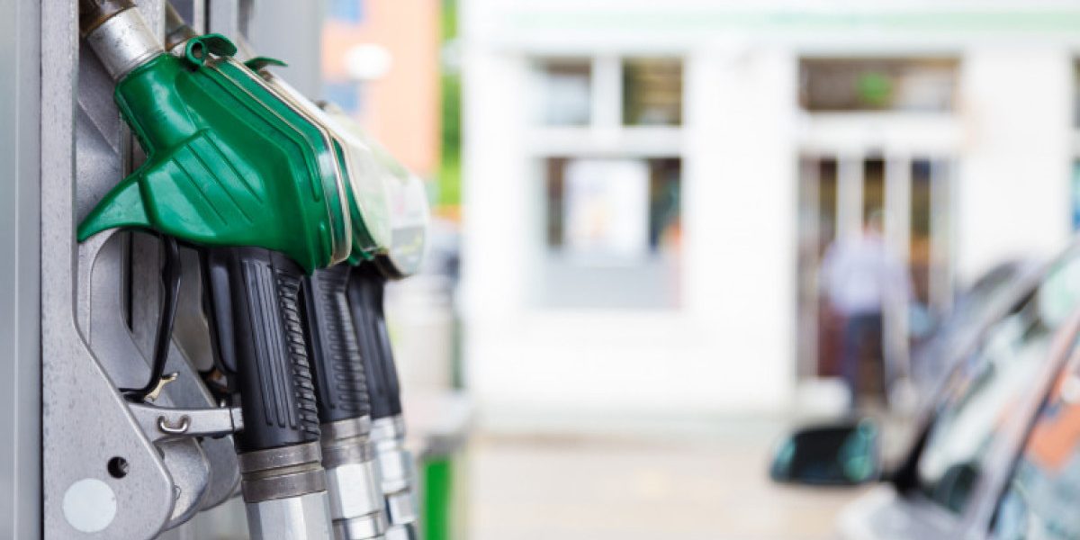 Carburanții s-au scumpit din nou peste noapte, marcând a 17-a creștere de la începutul conflictului din Iran, iar prețurile ajung acum aproape de pragul de 11 lei pentru motorina premium în cele mai scumpe stații