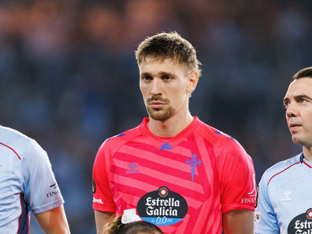 Călătoria Celta Vigo în Europa League, fragilizată de o eroare decisivă a portarului român Ionuț Radu Celta Vigo se află în pericol real de a părăsi competiția Europa League după un meci în care un simplu act de neatenție al portarului român Ionuț Radu a compromis șansele galicienilor de a obține calificarea în sferturile competiției