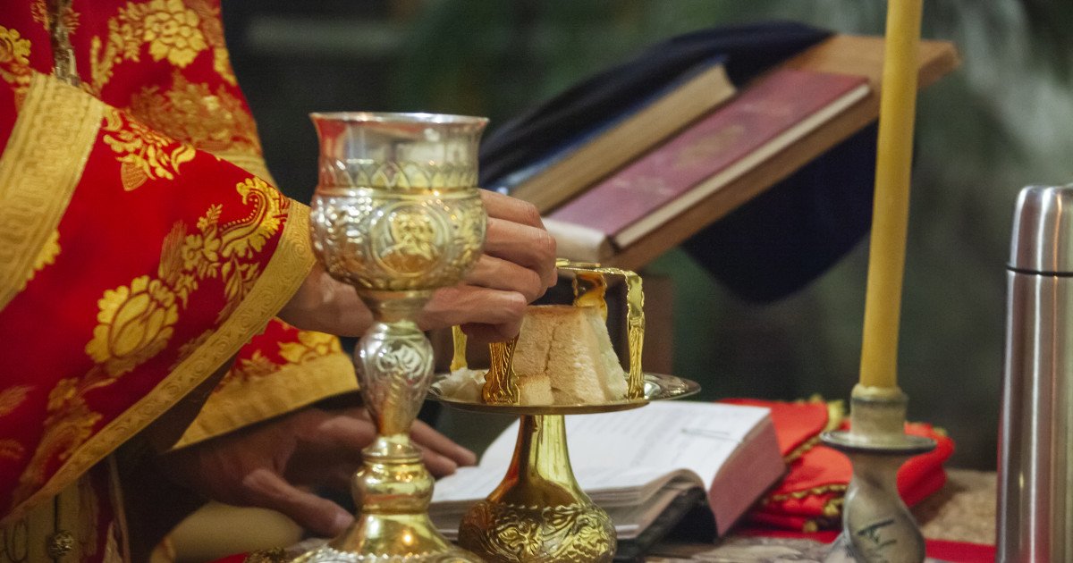 Buna Vestire, sărbătoare fundamentală în calendarul ortodox, este marcată în fiecare an la 25 martie, dar în 2026 aceasta aduce o încărcătură spirituală deosebită, fiind în același timp începutul unei perioade de pregătire pentru Paști, cu semnificații profunde și tradiții îndrăgite de credincioși
