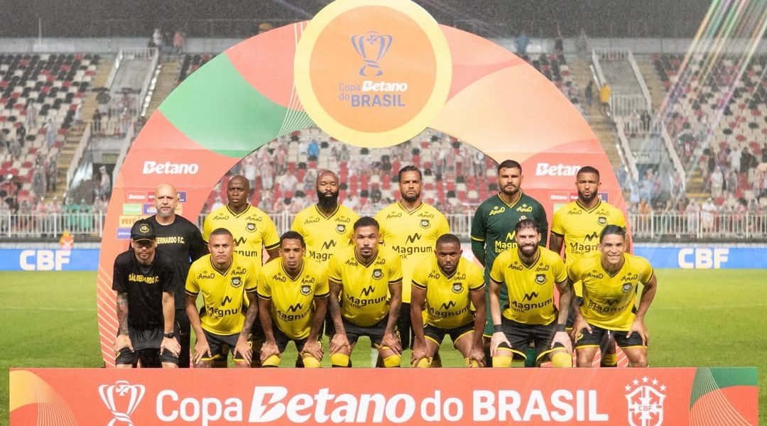 São Bernardo, Ponte Preta și Portuguesa avansează în optimile Cupei Braziliei Betano 2026 São Bernardo, Ponte Preta și Portuguesa s-au calificat marți noapte în turul al patrulea al Cupei Braziliei, Betano 2026, după victorii obținute în meciuri disputate în diferite orașe din țară