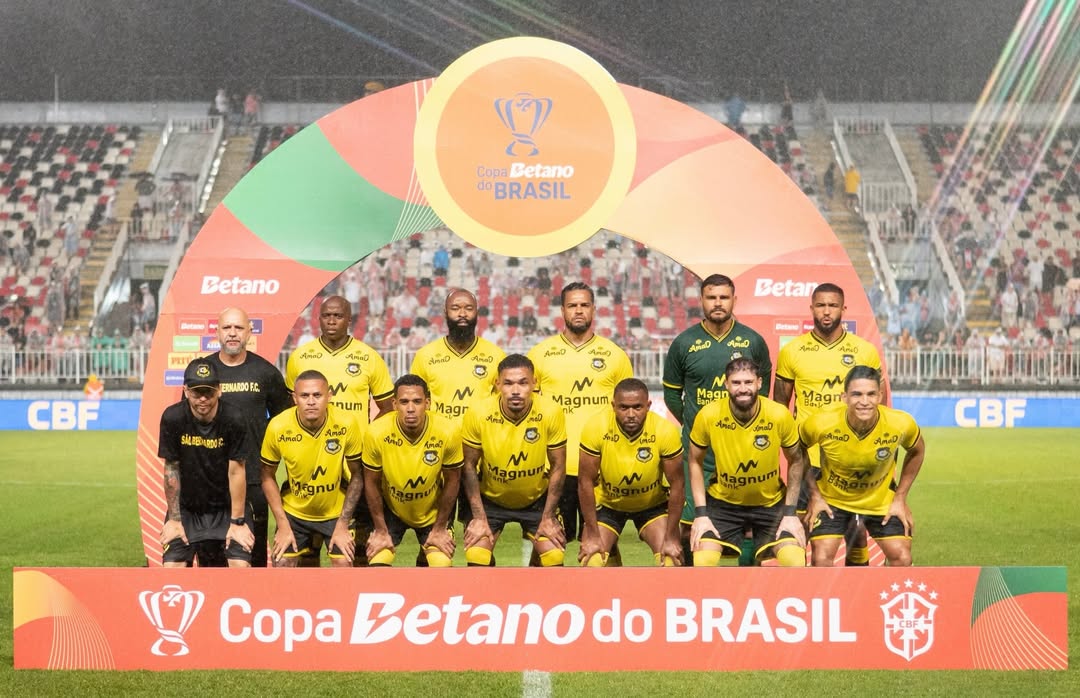 São Bernardo, Ponte Preta și Portuguesa avansează în optimile Cupei Braziliei Betano 2026 São Bernardo, Ponte Preta și Portuguesa s-au calificat marți noapte în turul al patrulea al Cupei Braziliei, Betano 2026, după victorii obținute în meciuri disputate în diferite orașe din țară