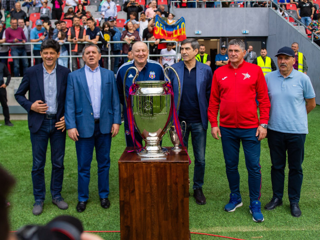 Pițurcă reclamă că se face legea în România după bunul plac al celor aflați la putere, în timp ce scandalul de la Steaua încă domină scena fotbalistică Florin Pițurcă, fostul selecționer al naționalei României și un nume respectat în fotbalul local, nu mai poate rămâne tăcut în fața imprevizibilului spectacol administrativ și sportiv din ultimul timp