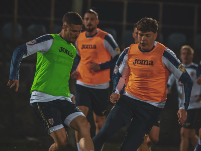 Naționala României, în pregătire intensă pentru duelul cu Turcia: “Tricolorii” și-au arătat forța la antrenamentul de luni seara Într-o atmosferă plină de determinare și concentrare, echipa națională a României a susținut luni seara ultimul antrenament înaintea meciului crucial cu Turcia, programat miercuri în cadrul calificărilor pentru Campionatul European din 2024