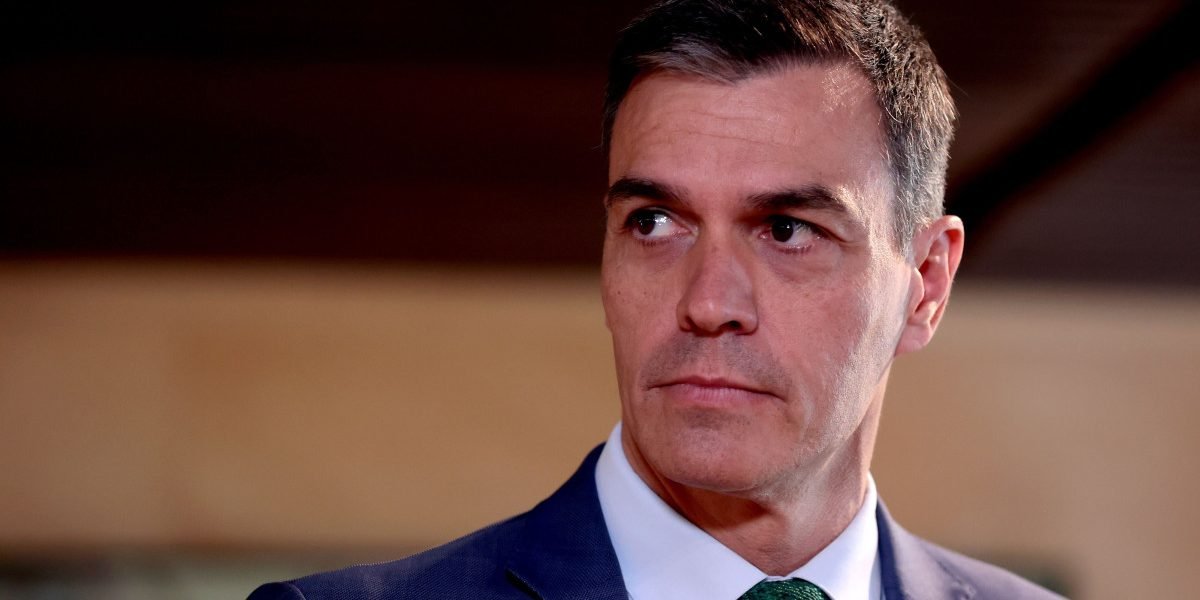 Premierul spaniol Pedro Sánchez a anunțat recent lansarea sistemului HODIO, o inovație tehnologică destinat să analizeze răspândirea conținuturilor instigatoare la ură și modul în care algoritmii rețelelor sociale contribuie la polarizarea socială din Spania