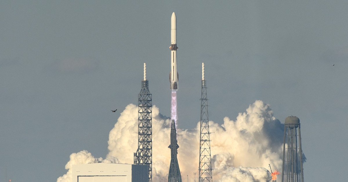 Blue Origin vizează o revoluție în comunicațiile globale cu cel mai ambițios proiect de până acum: lansarea a peste jumătate de sută de mii de sateliți, pentru crearea unei rețele de internet în spațiu