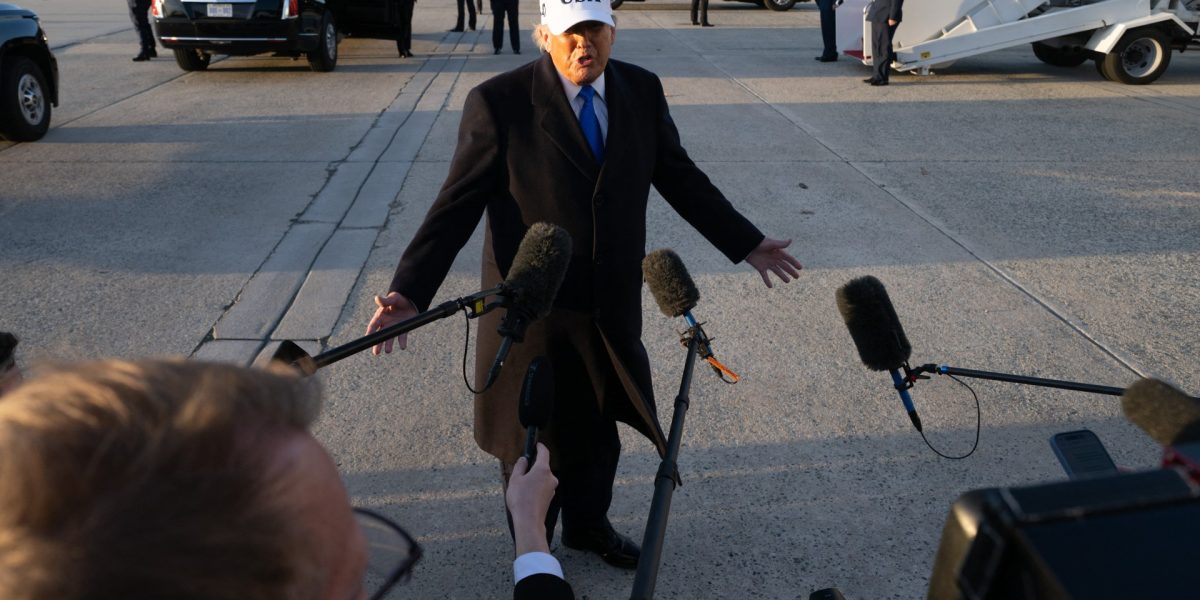 Washington, DC – Politicile administrației Trump privind libertatea de exprimare și controlul mass-media au atras priviri critice din partea organizațiilor pentru drepturile civile și a experților în libertatea presei