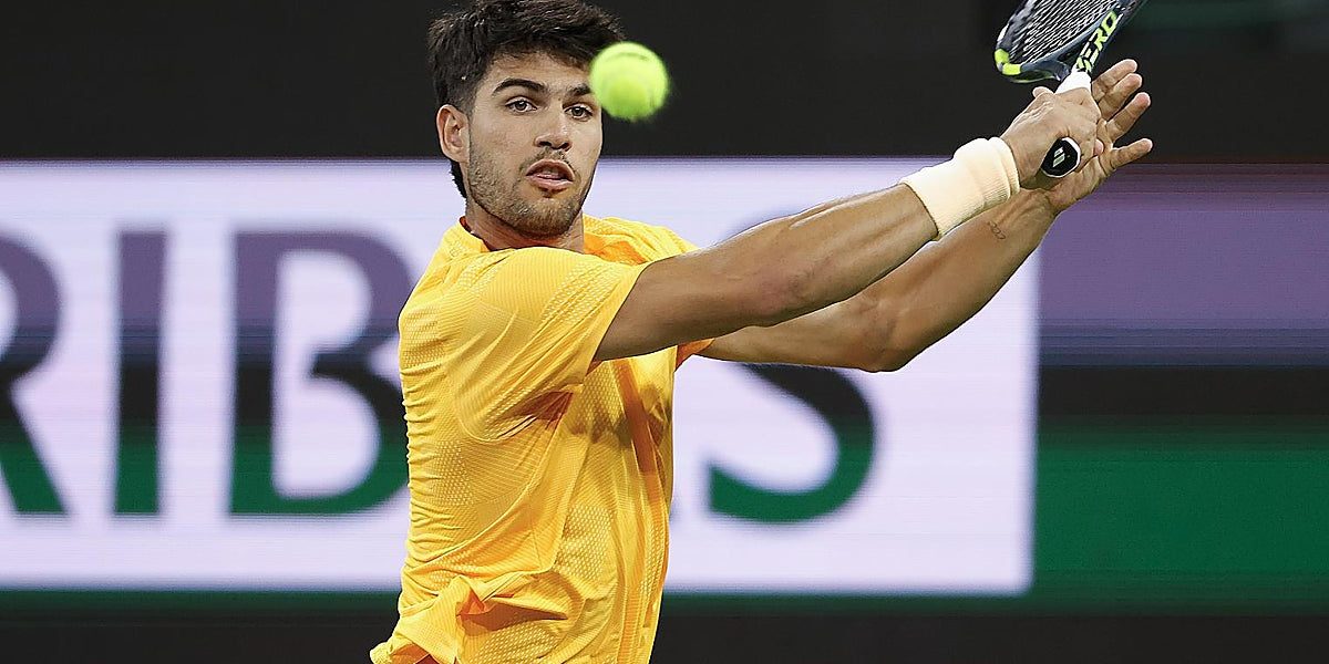 Carlos Alcaraz a avansat în semifinalele turneului de la Indian Wells după o performanță remarcabilă în sferturile de finală, unde a învins un adversar redutabil și s-a apropiat tot mai mult de titlul care i-ar aduce un salt semnificativ în clasament