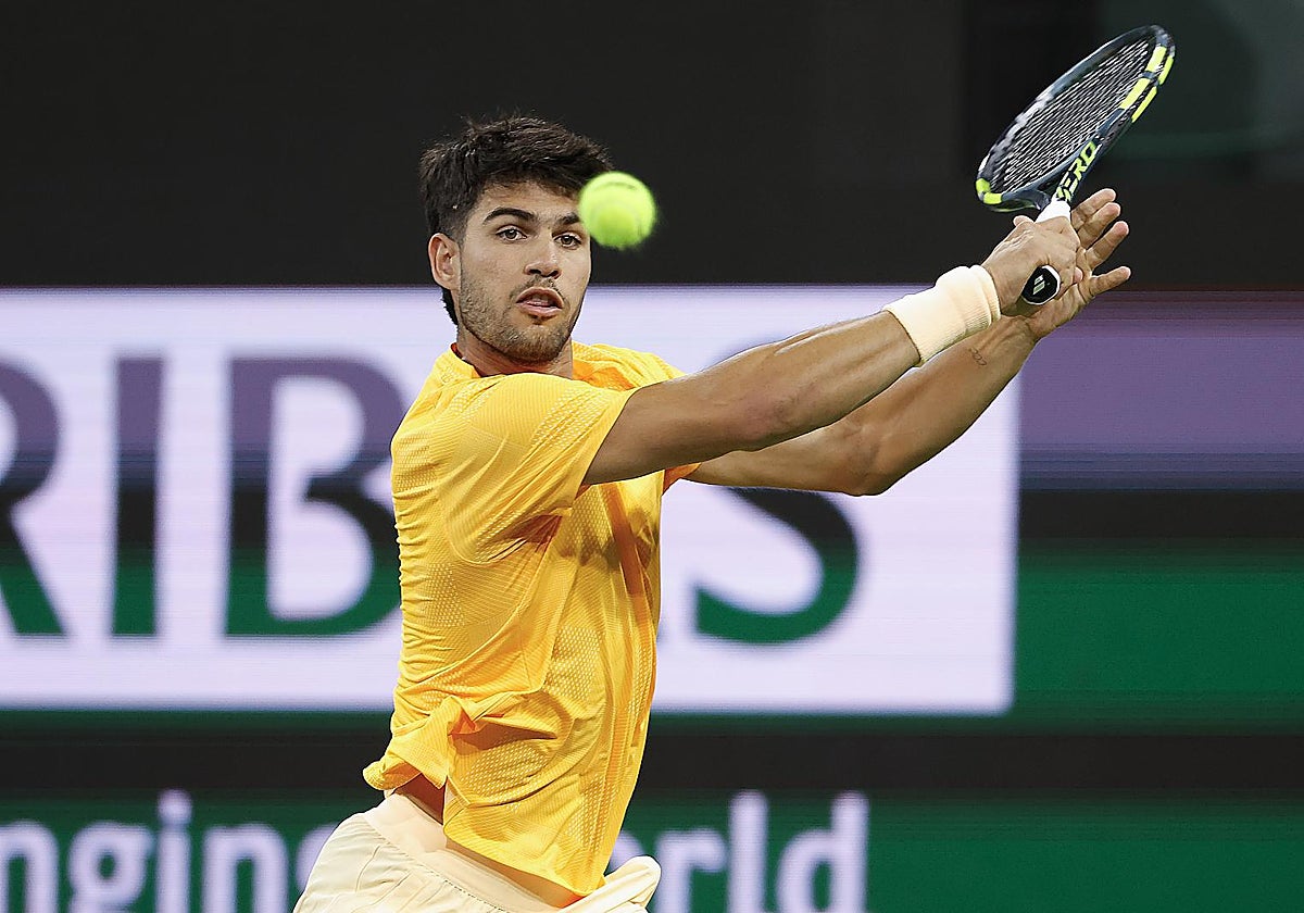 Carlos Alcaraz a avansat în semifinalele turneului de la Indian Wells după o performanță remarcabilă în sferturile de finală, unde a învins un adversar redutabil și s-a apropiat tot mai mult de titlul care i-ar aduce un salt semnificativ în clasament