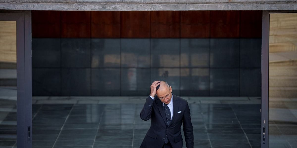 Repatrierea cetățenilor români din zone de conflict: în curs de desfășurare, cifre fluctuante și eforturi coordonate De mai bine de câteva săptămâni, autoritățile române se află în plină acțiune pentru a sprijini cetățenii aflați în zone de conflict sau în situații speciale de urgență, prioritizând repatrierea și evacuarea celor în nevoie