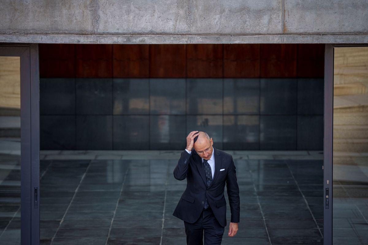 Repatrierea cetățenilor români din zone de conflict: în curs de desfășurare, cifre fluctuante și eforturi coordonate De mai bine de câteva săptămâni, autoritățile române se află în plină acțiune pentru a sprijini cetățenii aflați în zone de conflict sau în situații speciale de urgență, prioritizând repatrierea și evacuarea celor în nevoie