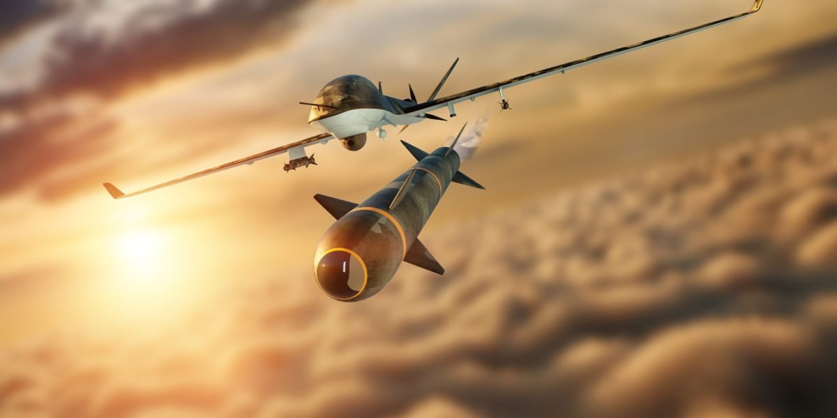 Europa nu este pregătită pentru un război modern cu dronele: avertisment al unui fost general al armatei americane Un fost înalt comandant al Armatei SUA în Europa, generalul-locotenent în retragere Ben Hodges, atrage atenția asupra vulnerabilităților continentului european în fața amenințărilor aeriene tehnologizate, precum atacurile cu drone care au devenit un element central în conflictul din Ucraina