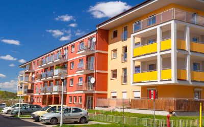 Pericolul ignorării responsabilităților în asociațiile de proprietari: când ”Nu mă interesează” blochează reparațiile esențiale Un fenomen tot mai frecvent în cadrul asociațiilor de proprietari din România reflectă o problemă gravă: atitudinea de indiferență și refuzul de a participa activ în administrarea blockurilor