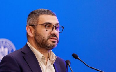 Ministrul Muncii anunță un program de sprijin masiv pentru tineri: peste 170 de milioane de euro pentru înființarea primului loc de muncă Un nou proiect menit să abordeze o problemă crucială a pieței muncii din România a fost dezvăluit recent de ministrul Muncii, Florin Manole