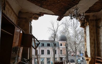 Rusia a lansat un atac masiv asupra Ucrainei în noaptea de 20 martie, utilizând o flotă de 156 de drone, dintre care aproape 90 au fost de tip „Shahed”, potrivit informațiilor furnizate de Forțele Aeriene ucrainene