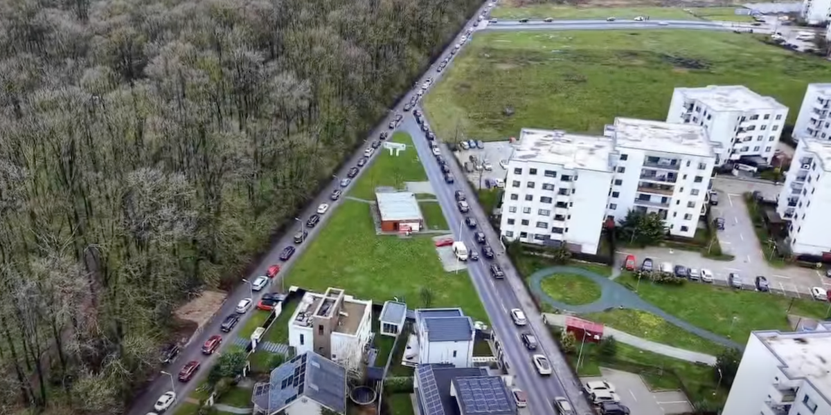 Câteva echipamente de monitorizare a traficului au fost furate din cartierul Greenfield din București, alimentând tensiuni și cereri din partea comunității pentru soluții rapide și eficiente