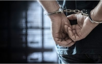 Corupție de proporții la frontiera Portului Constanța: șeful vămii și adjunctul, reținuți pentru mită Un scandal major de corupție zguduie în aceste zile infrastructura portuară a României, mai precis vama de frontieră din portul Constanța