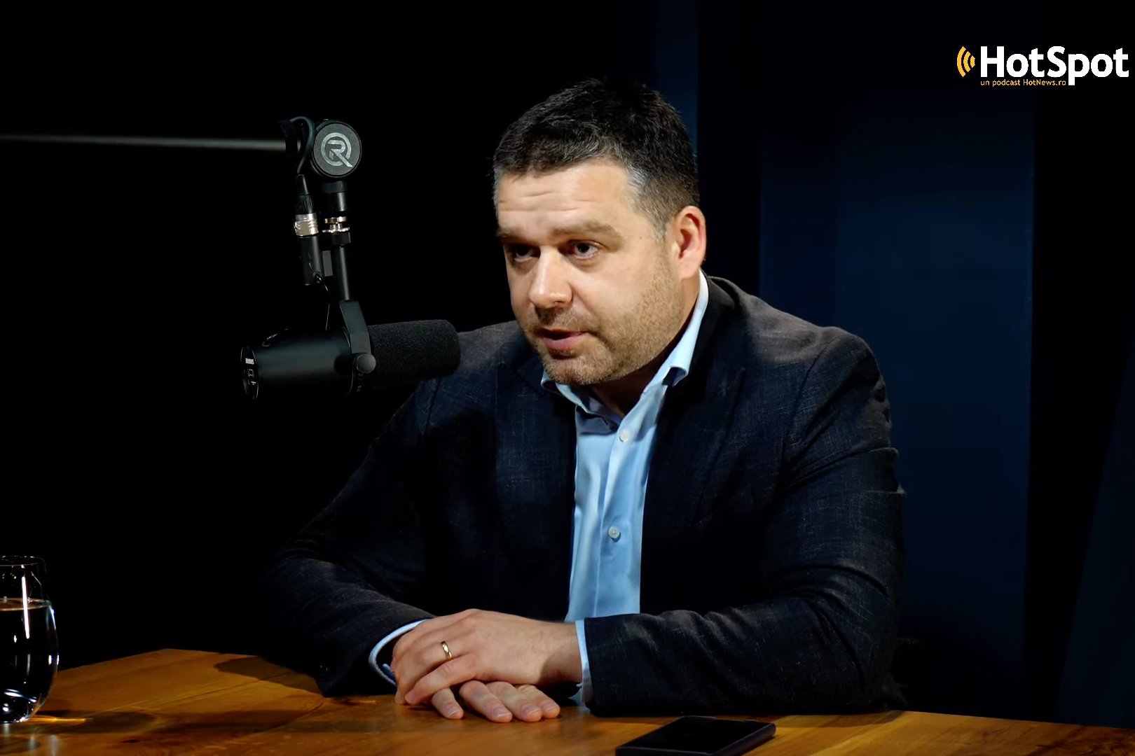 Primarul Capitalei, Ciprian Ciucu, a anunțat recent intenția sa de a lansa un podcast dedicat problemelor Bucureștiului, o inițiativă care promite să aducă mai aproape de cetățeni o perspectivă managerială și politică mai directă, dincolo de formalismul instituțional