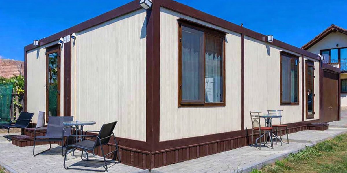 Locuințele din containere reutilizate devin o soluție tot mai atractivă pentru cei în căutare de alternative moderne, eficiente și sustenabile pentru construcțiile tradiționale
