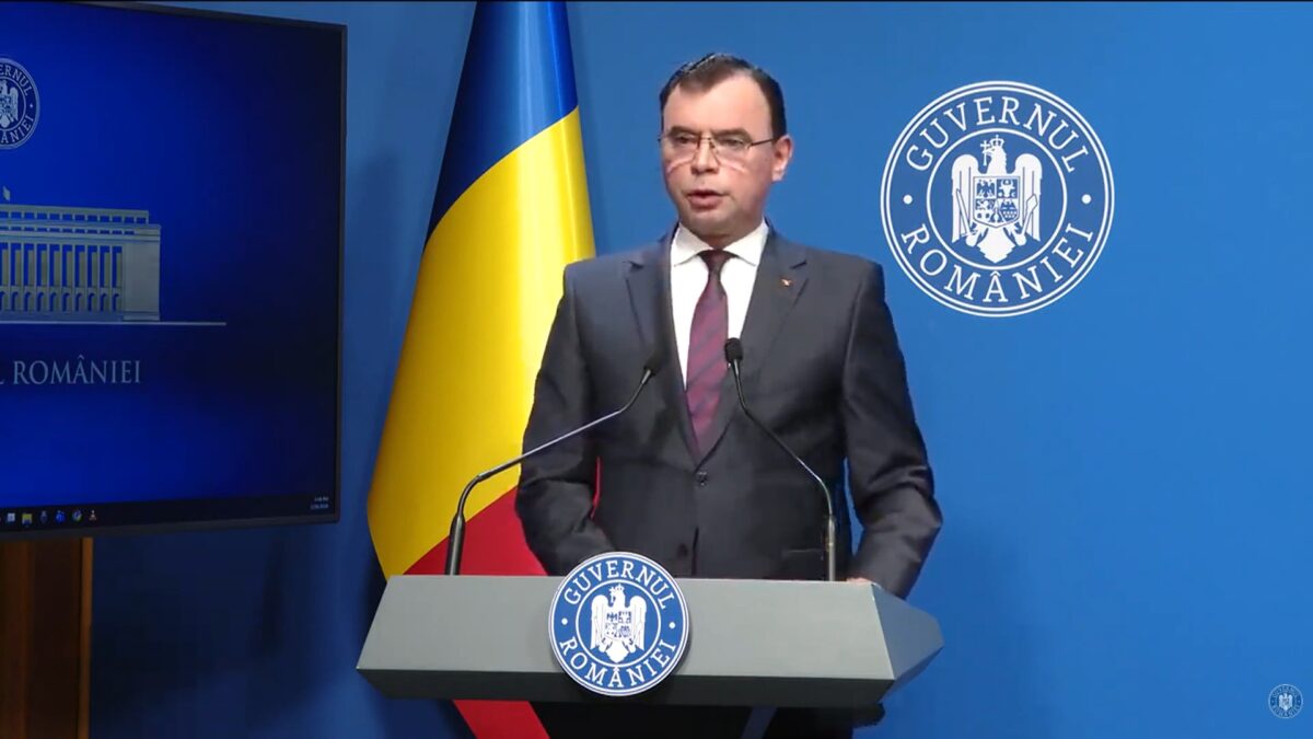 Birocrația lovind din nou siguranța rutieră: întârzieri în implementarea sistemului de sancționare automate a șoferilor Siguranța rutieră din România riscă să fie din nou compromisă din cauza întârzierilor administrative în implementarea unui sistem critic pentru sancționarea celor care încalcă legile traficului