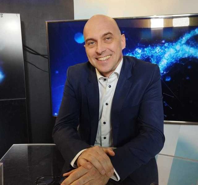 Inovație în implantologia orală: soluția optimă pentru adiția osoasă este propriul os al pacientului În lumea stomatologiei moderne, abordarea personalizată și utilizarea resurselor naturale sunt din ce în ce mai apreciate, mai ales în procedurile complexe de reconstrucție osoasă