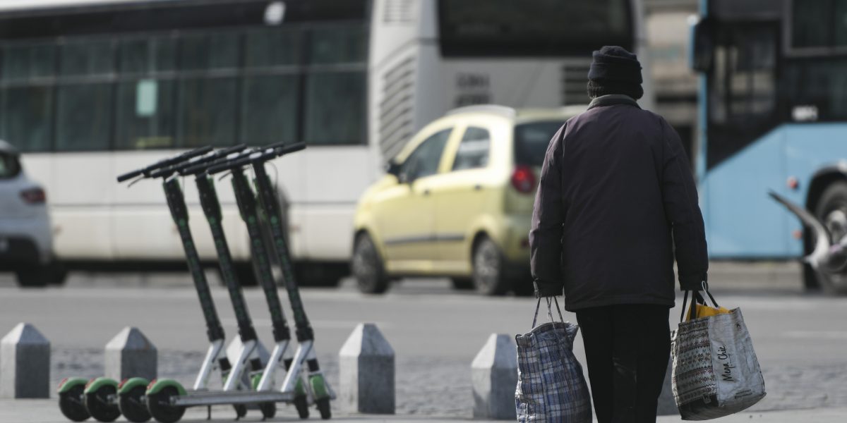 Coaliția de guvernare din România trece din nou prin momente de criză, după ce divergențele legate de includerea unui pachet de măsuri sociale în bugetul pe 2026 au escaladat într-un conflict deschis între partidele aflate la guvernare