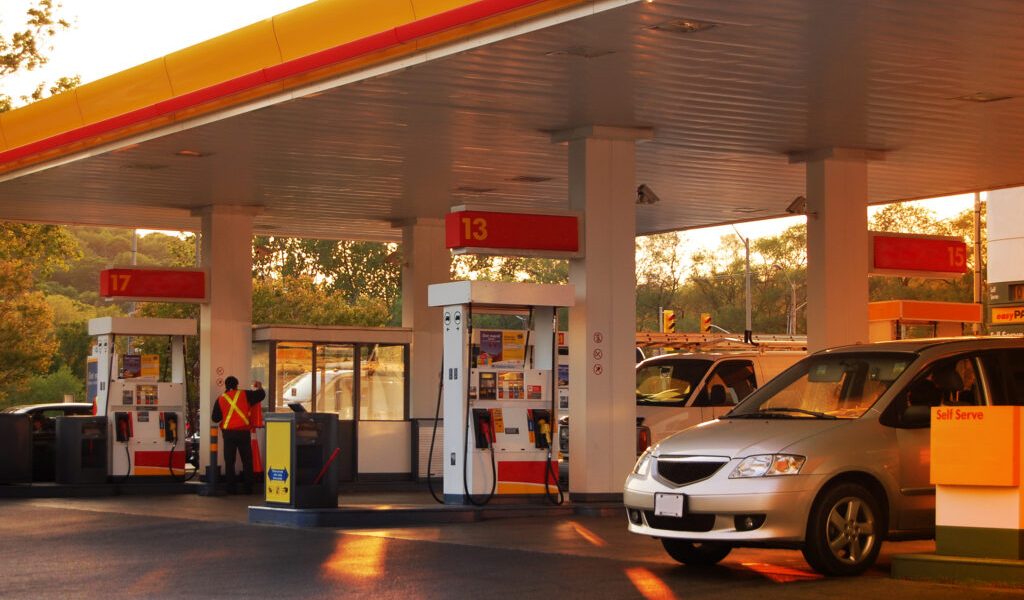 Coaliția de guvernare analizează noi măsuri pentru susținerea populației în contextul tensionat al pieței carburanților, marcat de escaladarea conflictului din Orientul Mijlociu