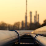 Prețurile petrolului au înregistrat o creștere spectaculoasă, depășind pragul de 108 dolari pe baril, după ce surse din mass-media iraniană au anunțat o posibilă lovitură asupra uneia dintre cele mai importate instalații din sectorul de gaze naturale din lume