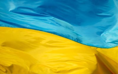 “Sculptura “Origami Deer” salvată din Ucraina în 2024 va ajunge la Bienala de la Veneția, expusă în șase țări europene”