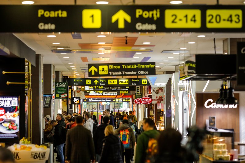 Aeroporturile românești au înregistrat anul trecut un număr record de aproape 28,5 milioane de pasageri, marcând o creștere semnificativă față de anul anterior, de aproape 10%