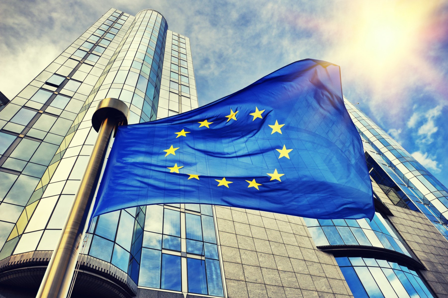 Uniunea Europeană se pregătește să apere ferm interesele statelor membre în fața amenințărilor comerciale ale președintelui american Donald Trump, care a lansat recent declarații criticând Spania