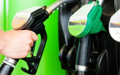 Prețurile carburanților din România au devenit din nou subiect de tensiune politică, după ce, în contextul conflictului din Orientul Mijlociu, prețul la pompă a depășit pragul de 8 lei pe litru, ceea ce a generat nemulțumiri atât din partea consumatorilor, cât și a actorilor politici